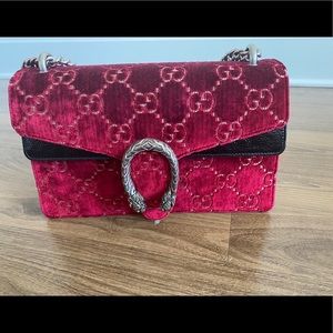 Gucci red Dionysus GG velvet small shoulder bag